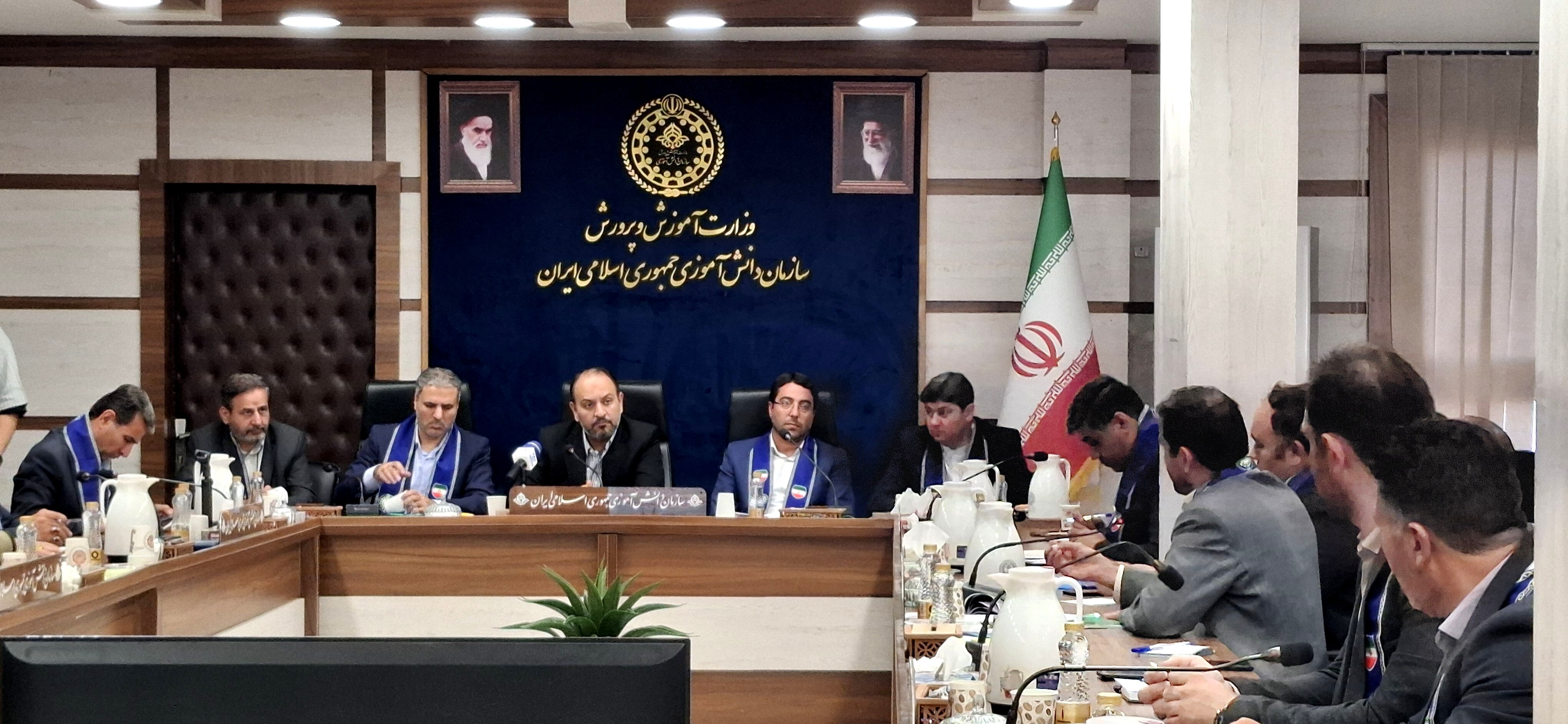 نشست معاون پرورشی و فرهنگی وزارت آموزش و پرورش با معاونان پرورشی، تربیت‌بدنی و مسئولان سازمان دانش‌آموزی آذربایجان شرقی