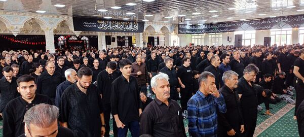 نماز ظهر عاشورا در کاشمر