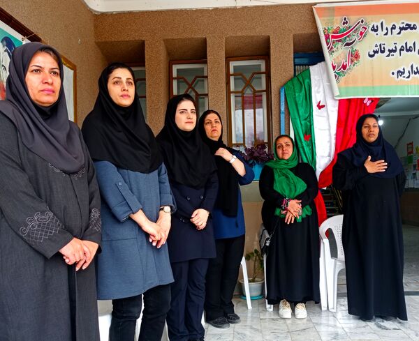 شروع سال تحصیلی جدید در دبیرستان یاران امام گلوگاه 