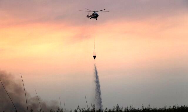 اعزام ۲۱ تیم عملیاتی و یک فروند بالگرد برای اطفای حریق جنگل‌های ارسباران