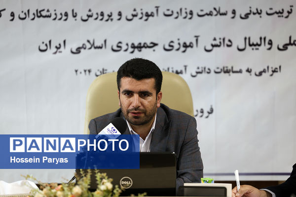 نشست صمیمی معاون تربیت بدنی و سلامت با ورزشکاران و کادر فنی تیم ملی والیبال دانش‌آموزی