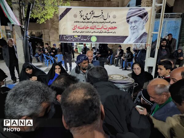 عزاداری مردم ابرکوه در شب های قدر و سوگ رهبر معظم انقلاب