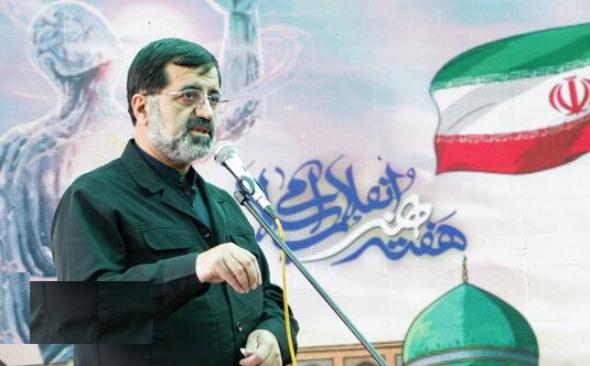 میزبانی قم از خانواده‌های شهدای دانش آموز میناب 
