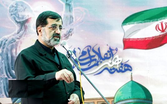 میزبانی قم از خانواده‌های شهدای دانش آموز میناب 