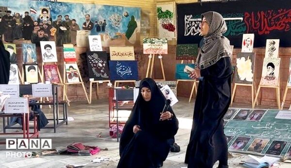 نمایش خیابانی هنرجویان هنرستان شهید سادلجی