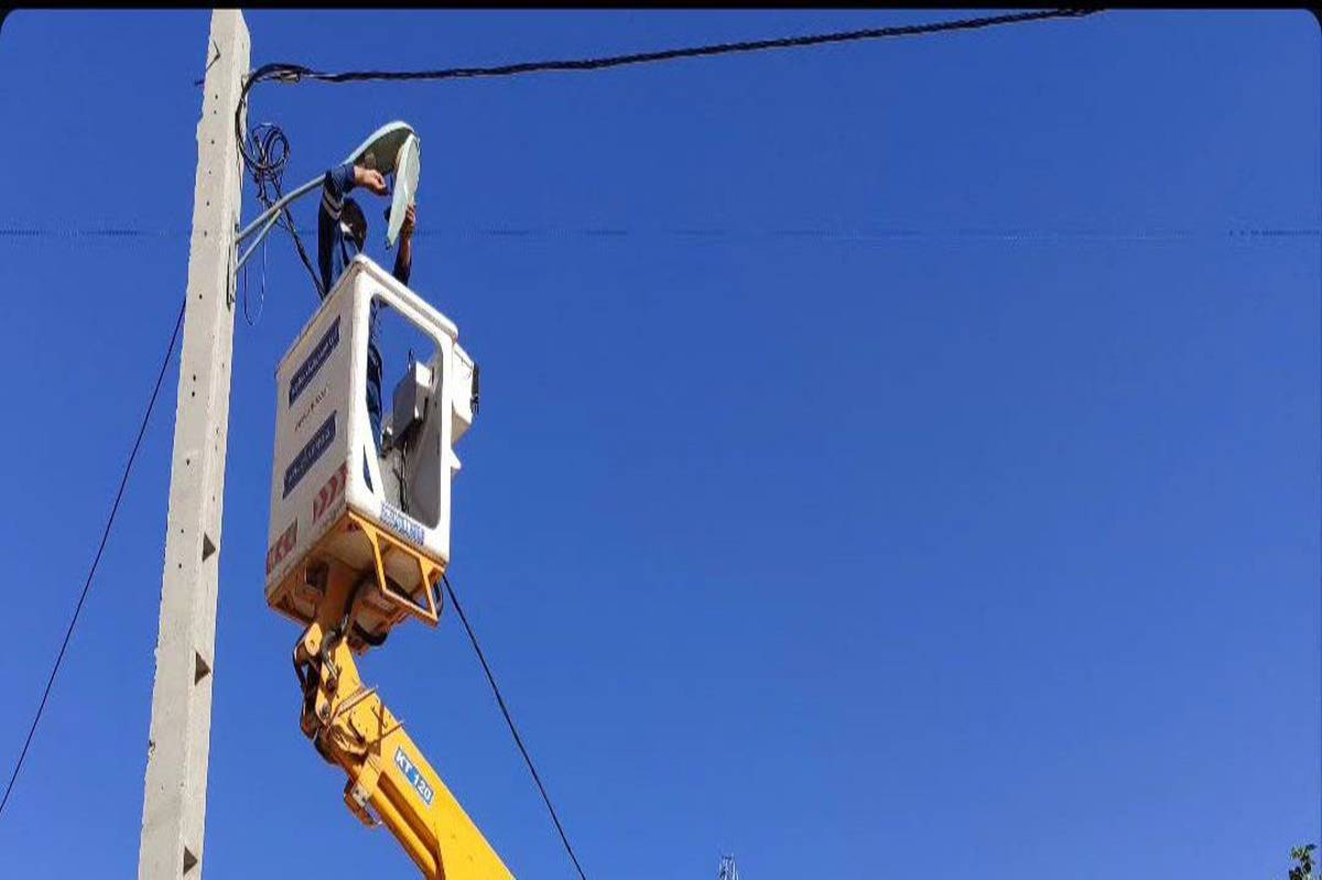 بهبود روشنایی خیابان‌های داربلوط؛ گامی مهم در ارتقای ایمنی و کیفیت زندگی