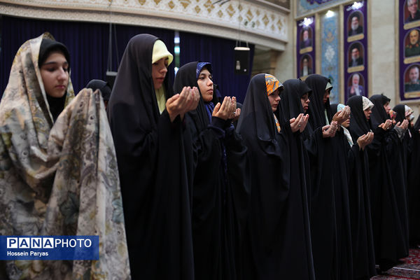 حضور وزیر آموزش و پرورش در جمع دانش‌آموزان معتکف