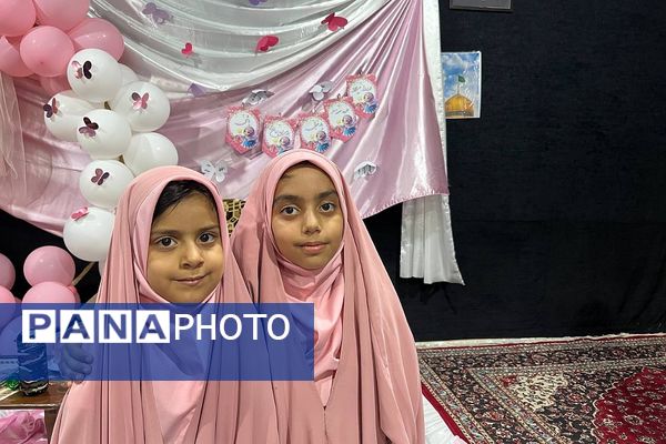 درخشش دختران نجما و مقدامه در آیین کرامت