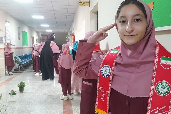 برپایی نمایشگاه طرح جابر در مدرسه حسنا بهارستان‌۲