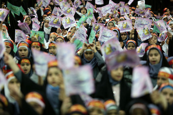 اجتماع دانش‌آموزی سربازان کوچک برای مقاومت در قم