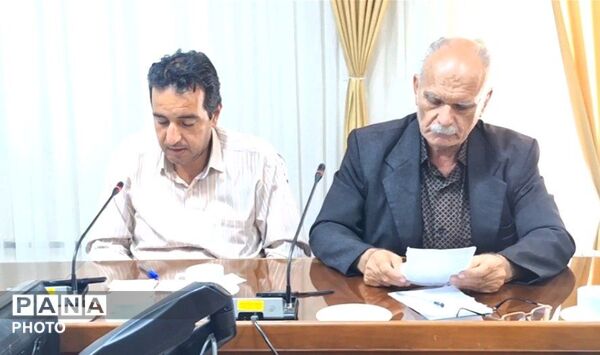 نشست خبری فرماندار کاشمر با اصحاب رسانه به مناسبت هفته دولت