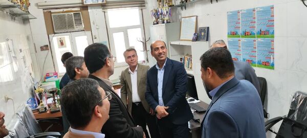 بازدید فرماندار دشتی از بخش‌های مختلف مدیریت آموزش و پرورش شهرستان دشتی