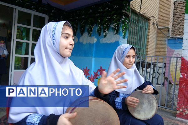 جشن میلاد حضرت فاطمه زهرا (س) در مدارس کهریزک 