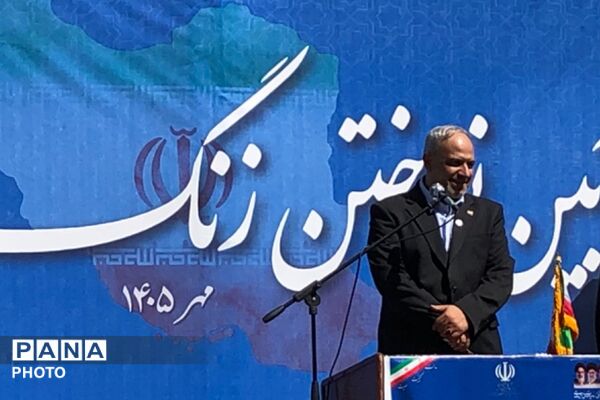 آیین نواختن زنگ جوانه ها در مدرسه شاهد نجمه ناحیه دو شهرری 