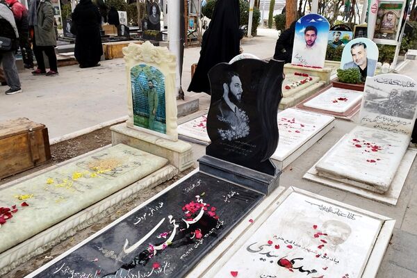تجدید عهد با پدران آسمانی ایران