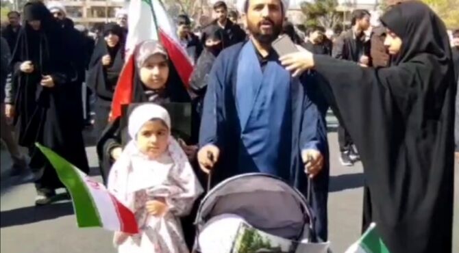اولین نماز جمعه قم در غیبت امام شهید