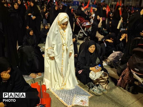 وداع با رهبر شهید؛ پیمان ابدی برای ادامه راه