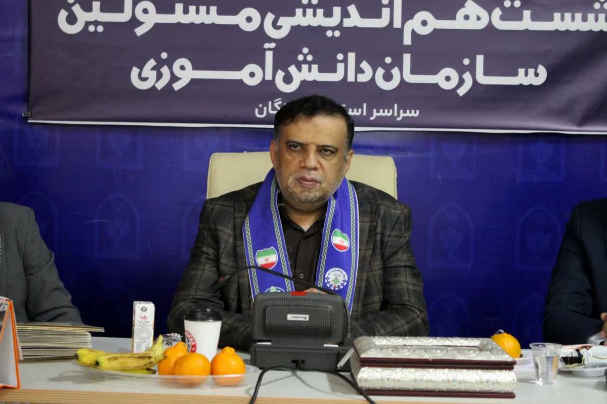 دانش‌آموزانی در تراز انقلاب و دین مبین اسلام باید تربیت کنیم