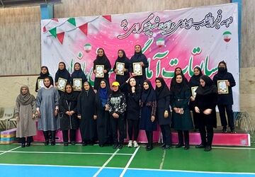 برگزاری مسابقات آمادگی جسمانی ویژه دختران دبیرستان شهدای محراب قرچک 