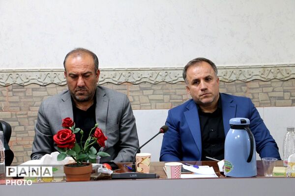  جلسه شورای آموزش و پرورش شهرستان قرچک 