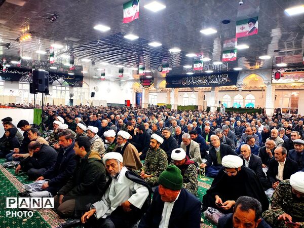 نماز عید سعید فطر در شهرستان کاشمر 