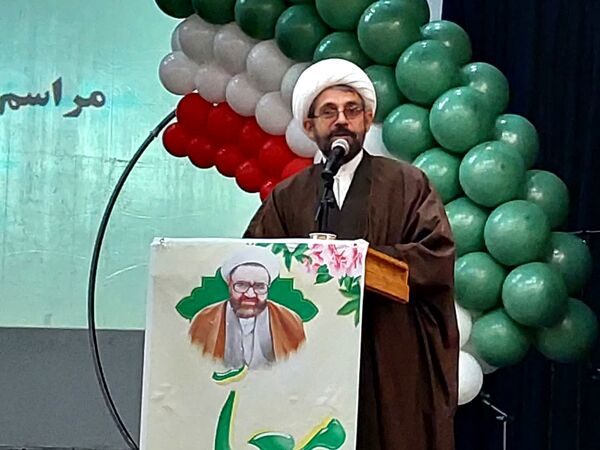 از فرهنگیان شاخص خرمدره تقدیر شد