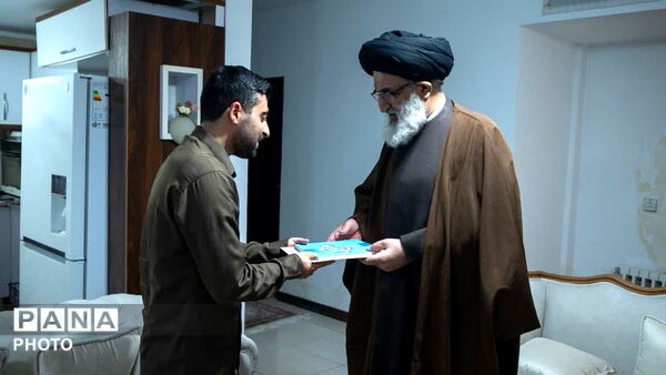 دیدار هفتگی نماینده ولی فقیه در استان البرز با خانواده معظم شهدا و ایثارگران