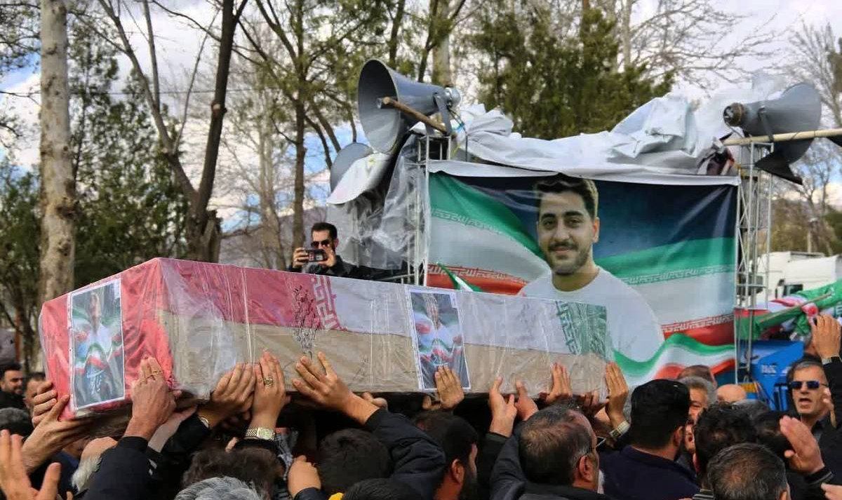 تشییع پیکر مطهر شهید «نیما زیوری» در اسدآباد 