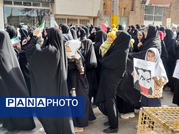 حضور پرشور مردم نسر در یوم‌الله ۲۲ بهمن؛ تجدید میثاق با آرمان‌های انقلاب