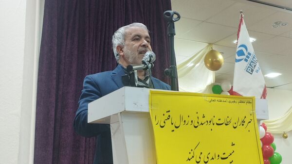 همایش خبرنگاران پیام آوران فجر و امید در شهرستان خلیل‌آباد