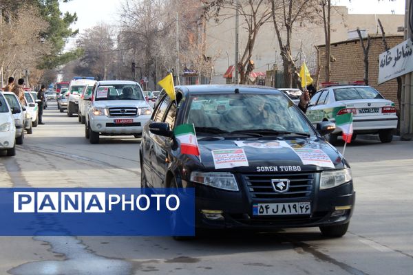 خروش سملقانی‌ها در سالروز بازگشت امام؛ دوازدهم بهمن با گلباران تمثال رهبر انقلاب گرامی داشته شد
