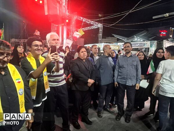 طنین فریاد نسل نوجهاد در قلب صادقیه