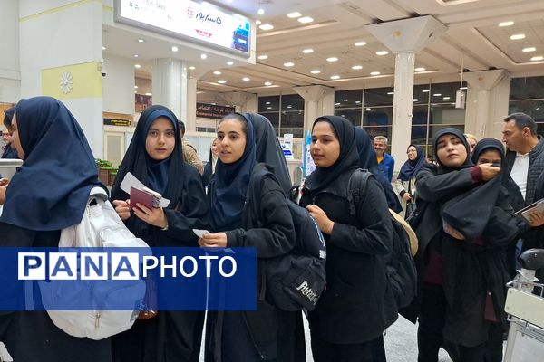  اردوی پیشتازان فارس به حرم مطهر امام رضا (ع)