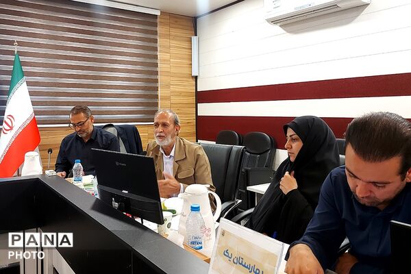 نشست تخصصی افق تربیت ۲۷ در کهریزک 