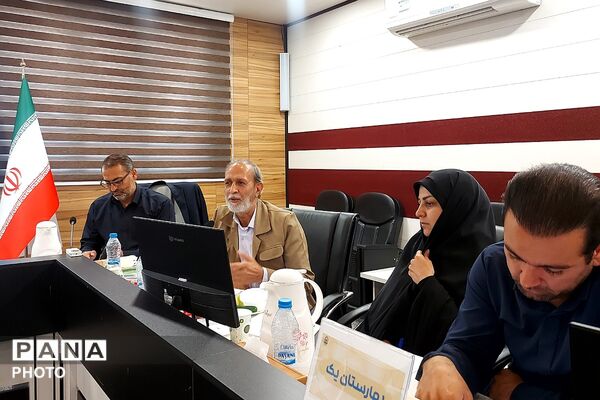 نشست تخصصی افق تربیت ۲۷ در کهریزک 