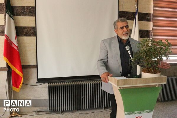 بزرگداشت آموزگاران پایه اول در فیروزکوه