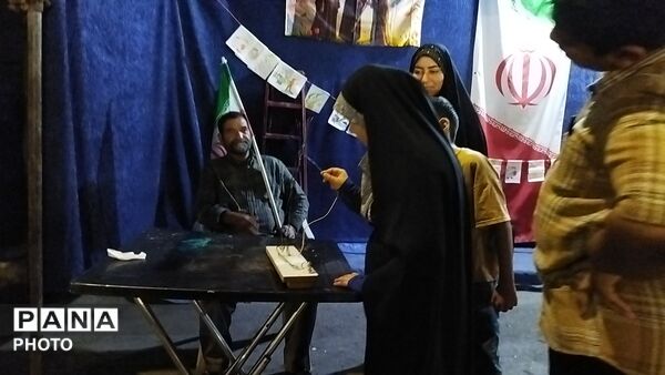 موکب جبهه فرهنگیان نیشابور در هشتاد و نهمین شب از اجتماعات مردمی 