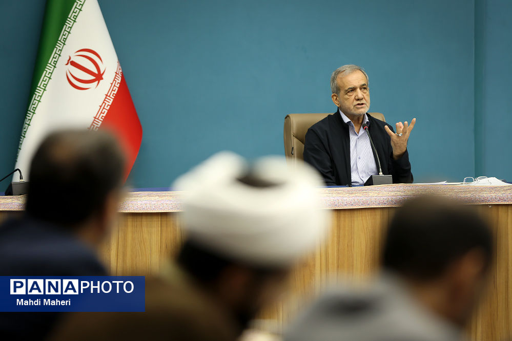 تسهیلات اشتغال‌آفرینی با اولویت تنوع‌بخشی به فرصت‌های شغلی و اشتغال روستایی توزیع شود