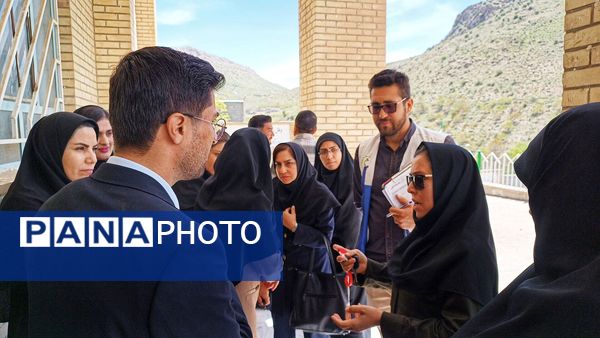 نواخته شدن زنگ سلامت در دبیرستان الزهرا شهرستان مارگون