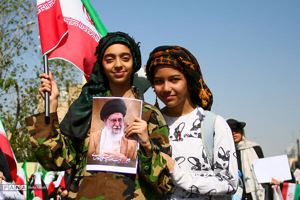 رزمایش «دختران جان فدای ایران»