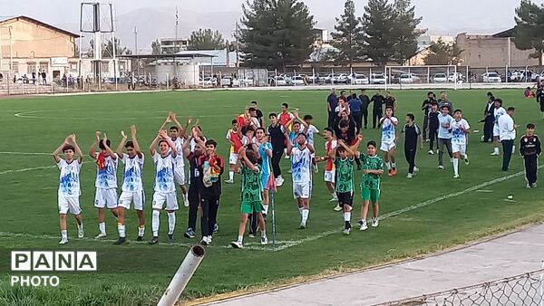 زلزله فوتبالی در الشتر؛ آینده‌ سازان، نماینده خوزستان را شکست داد