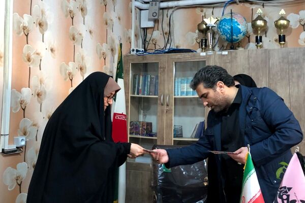 تجلیل از آموزگاران فعال طرح “حامی” در مدرسه هدی  شهرقدس