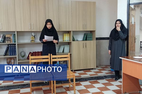 گرامیداشت هفته نیروی انتظامی در مدرسه یادگار امام ورامین