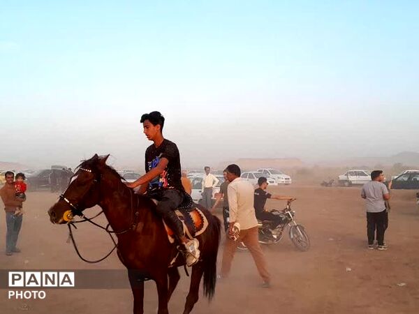 تاخت و تاز خاطره‌ها در فدافن؛ مسابقات اسب‌سواری به نام شهید نظافتی