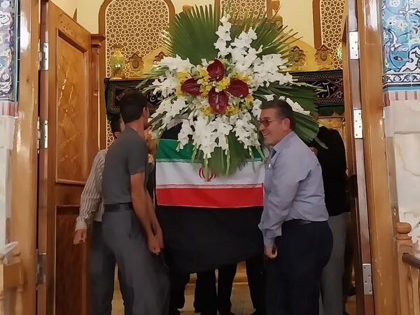 تشییع پیکر مطهر شهیده مریم قنبریان شهید جنایت رژیم صهیونیستی در آستان مقدس حضرات سیدالکریمان