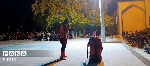 تئاتر «فریادِ بی‌پناهی‌ها»؛ روایتی از شام غریبان در زهوکی