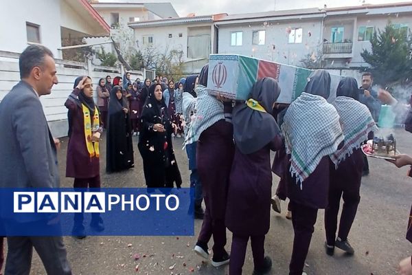  دانش‌آموزان با شهیدان بار دیگر پیمان بستند