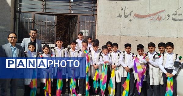 هفته امور تربیتی و همایش تجلیل از مربیان پرورشی