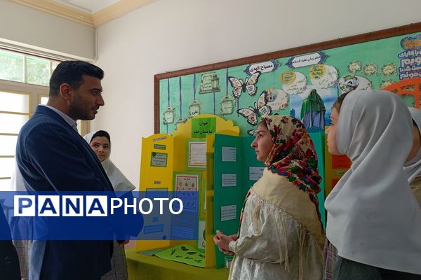 نمایشگاه صنایع دستی و طرح جابربن حیان در مدرسه فردوسی اردبیل