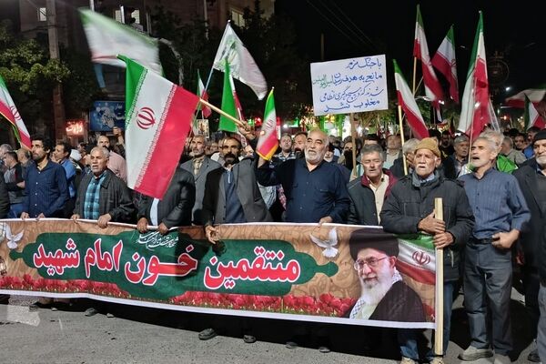 حضور مردم غیور آشخانه در هفتادوهشتمین راهپیمایی شبانه